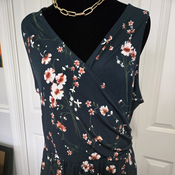 Kaileigh Floral Jumpsuit in Green and White - Picture 2 of 4